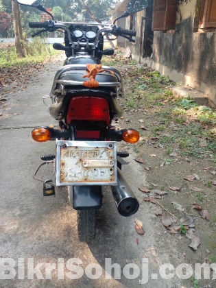 Bajaj CT-100